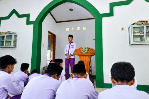 Keutamaan Menghafal Hadis Arbain dari Imam Nawawi