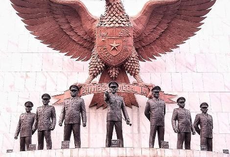 Menguliti Kesaktian Pancasila: Penyelamat dari Ideologi Komunisme Hingga Inspirasi  dari Piagam Madinah